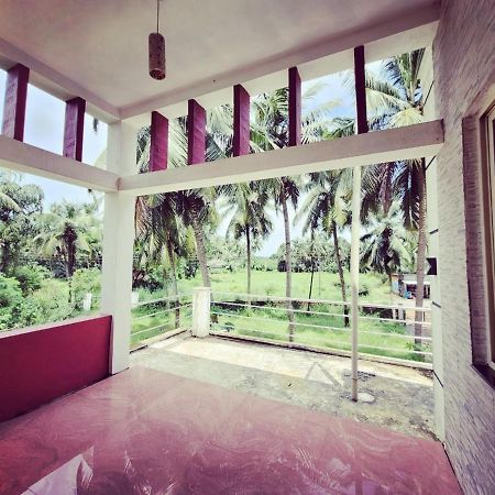 The Big Pineapple Estate Villa ウドゥピ エクステリア 写真